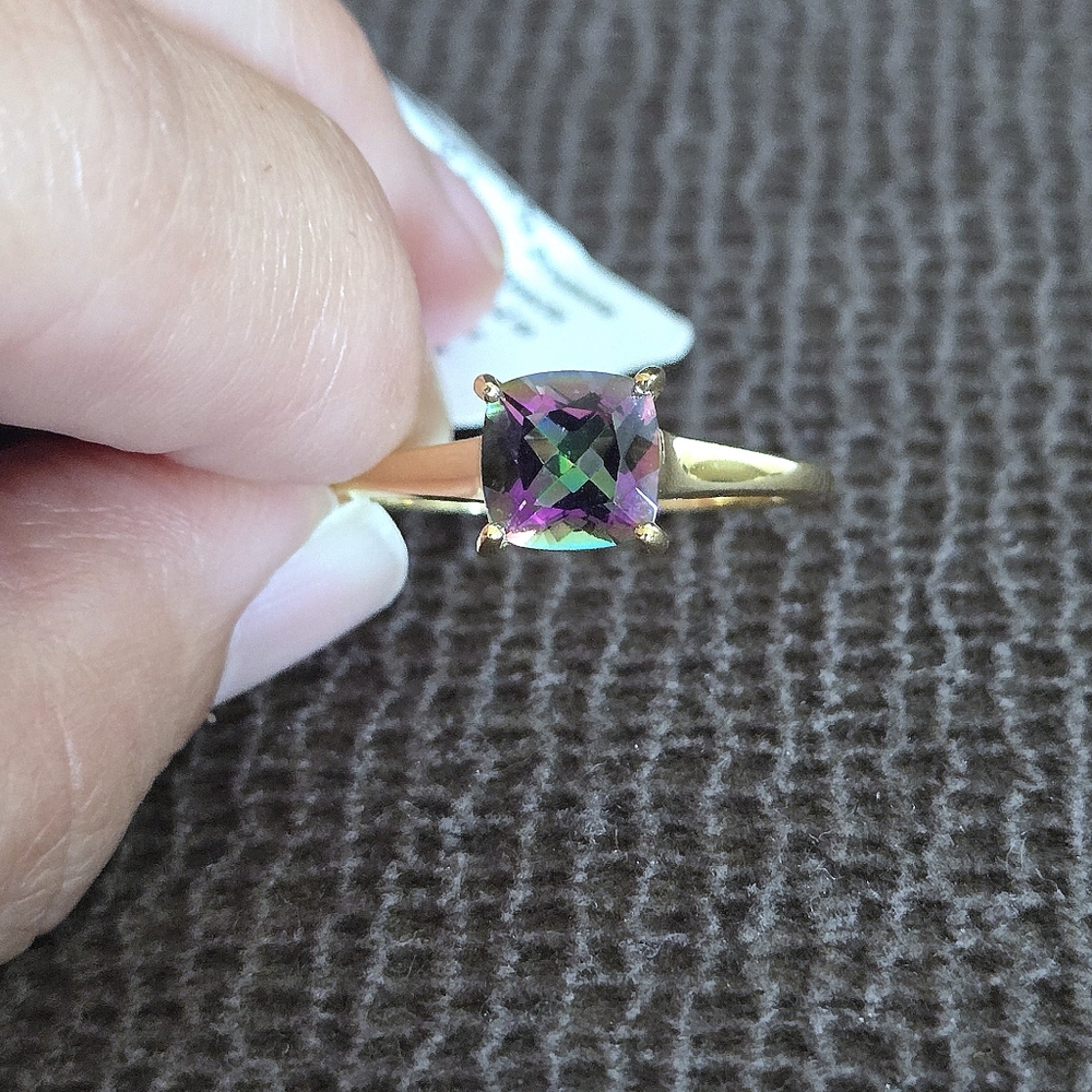 Shivam Cushion Cut Rainbow🌈 Quartz Ring💍 - NWT - Picture 10 of 16
